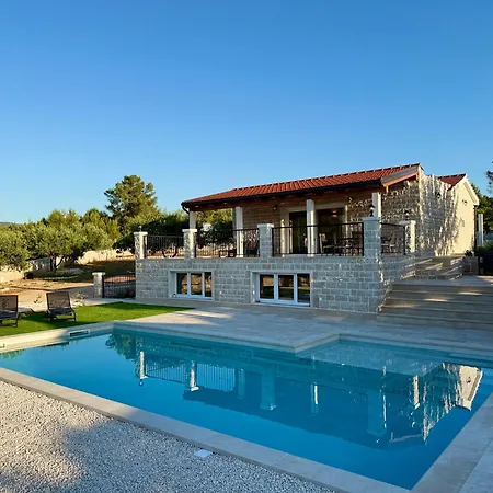 Maginja Vila