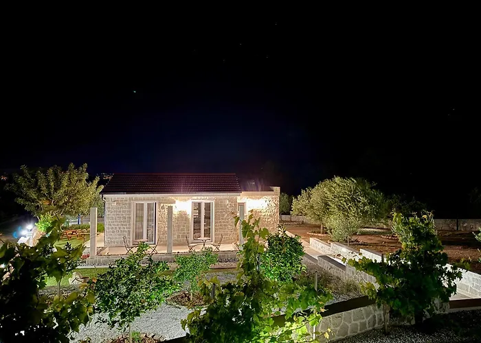 Maginja Villa *